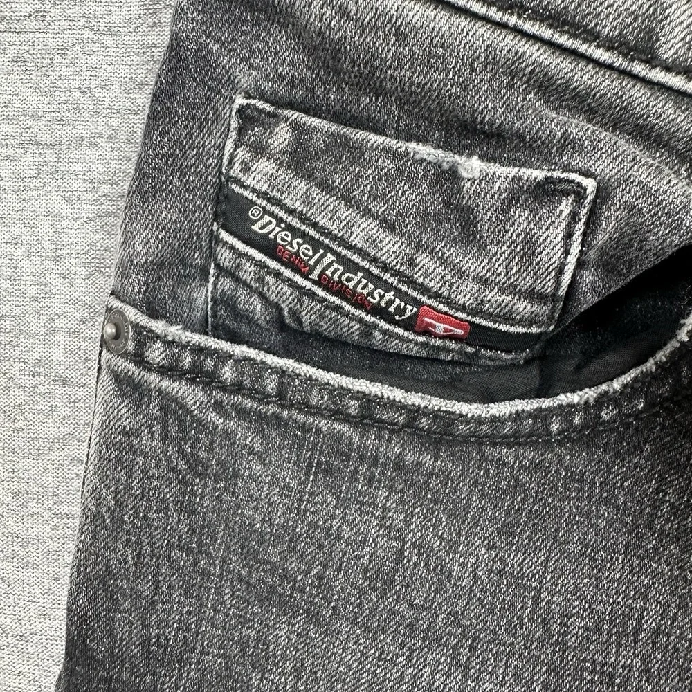 Diesel Jeans Mens 32x32 Black Denim Slim D-Strukt Stretch Distressed Grunge - Picture 8 of 11